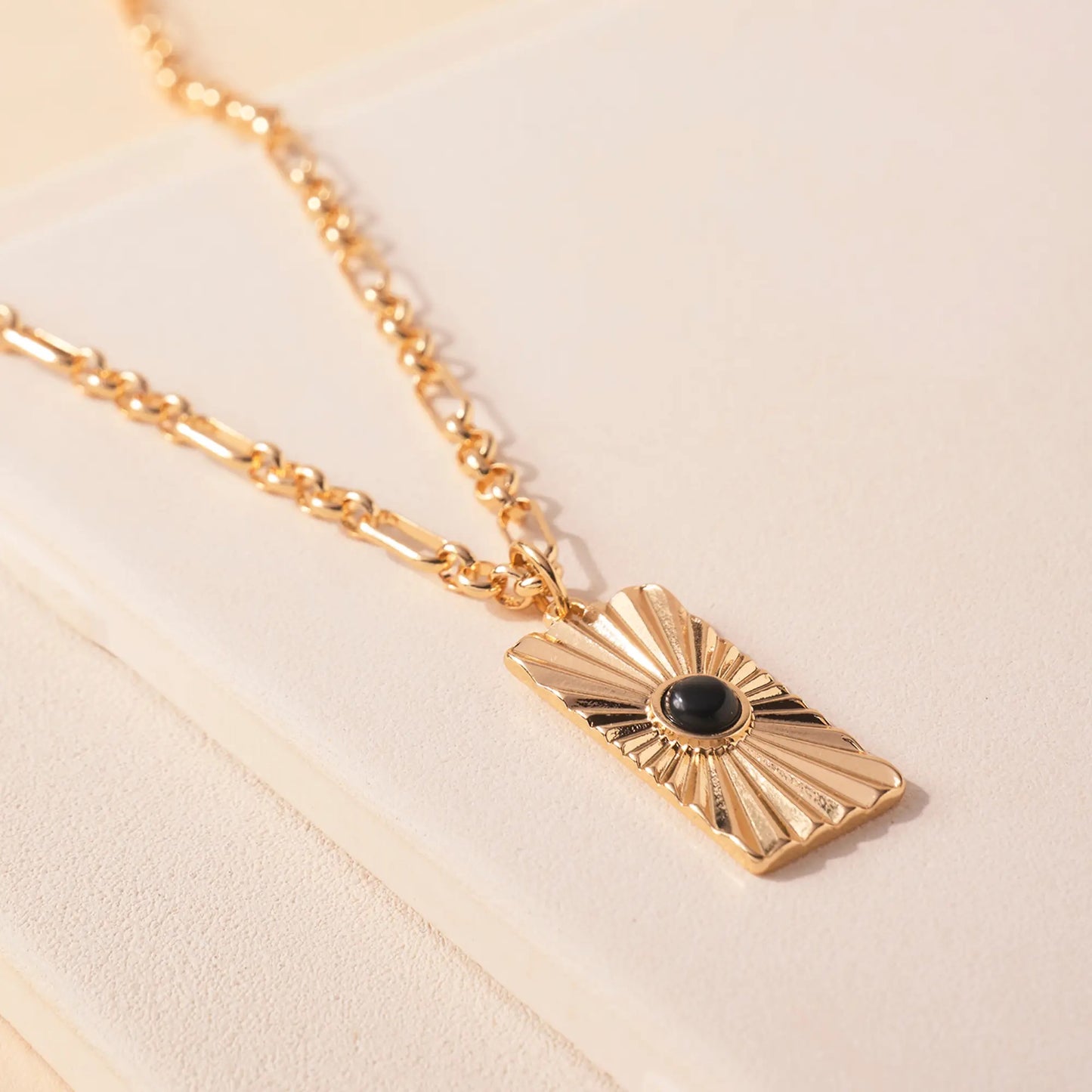 Pendant Stone Chain Necklace